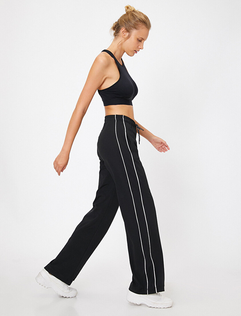 Ebru Şallı Loves Koton Sport Eşofman Altı