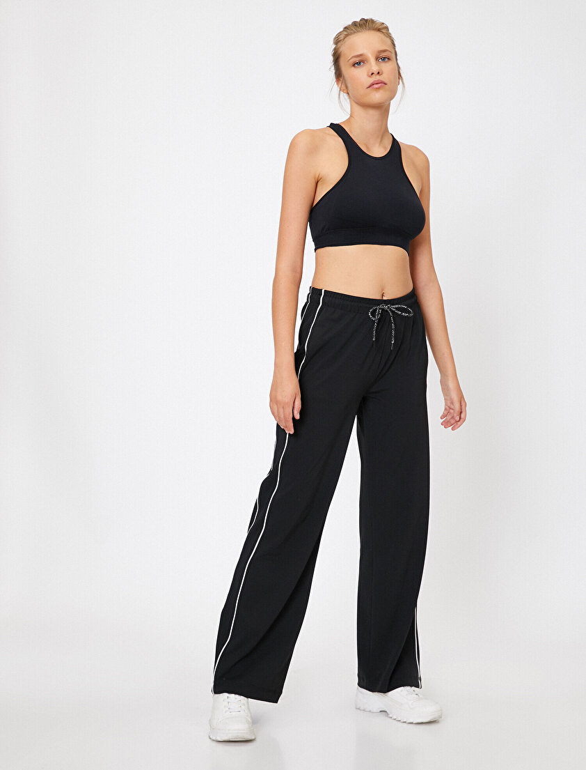 Ebru Şallı Loves Koton Sport Eşofman Altı