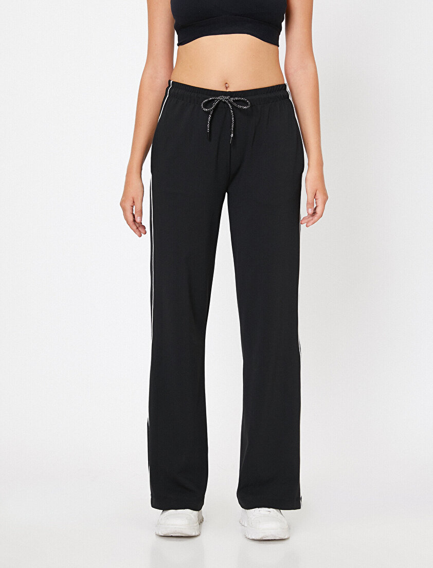 Ebru Şallı Loves Koton Sport Eşofman Altı