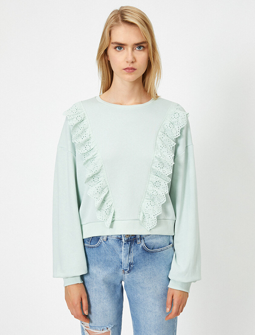 Bisiklet Yaka Brode Detaylı Uzun Kollu Sweatshirt