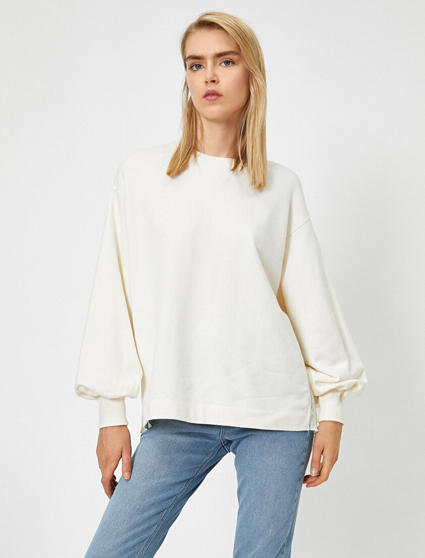 Balon Kollu Sırtı Pilili Sweatshirt