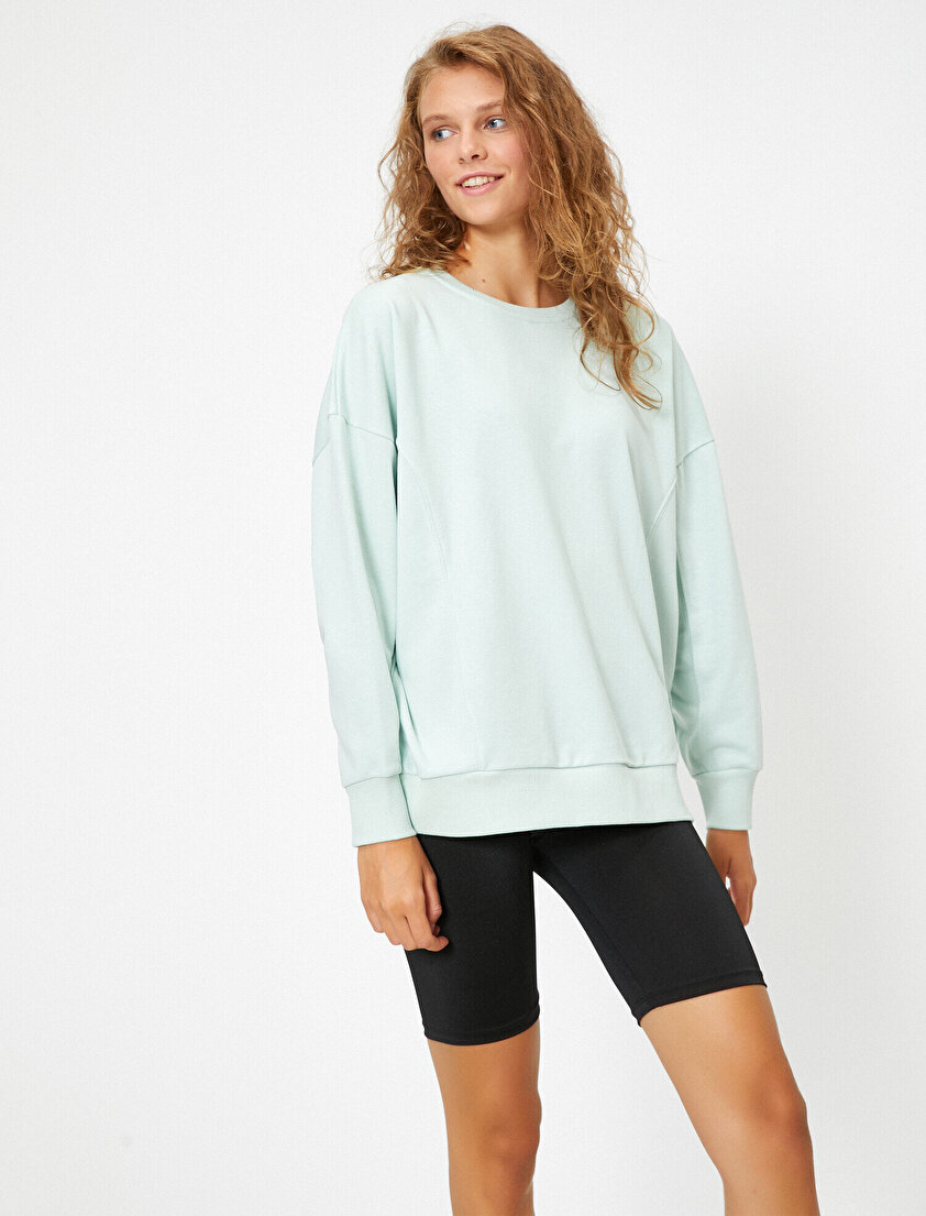Bisiklet Yaka Oversize Uzun Kollu Sweatshirt