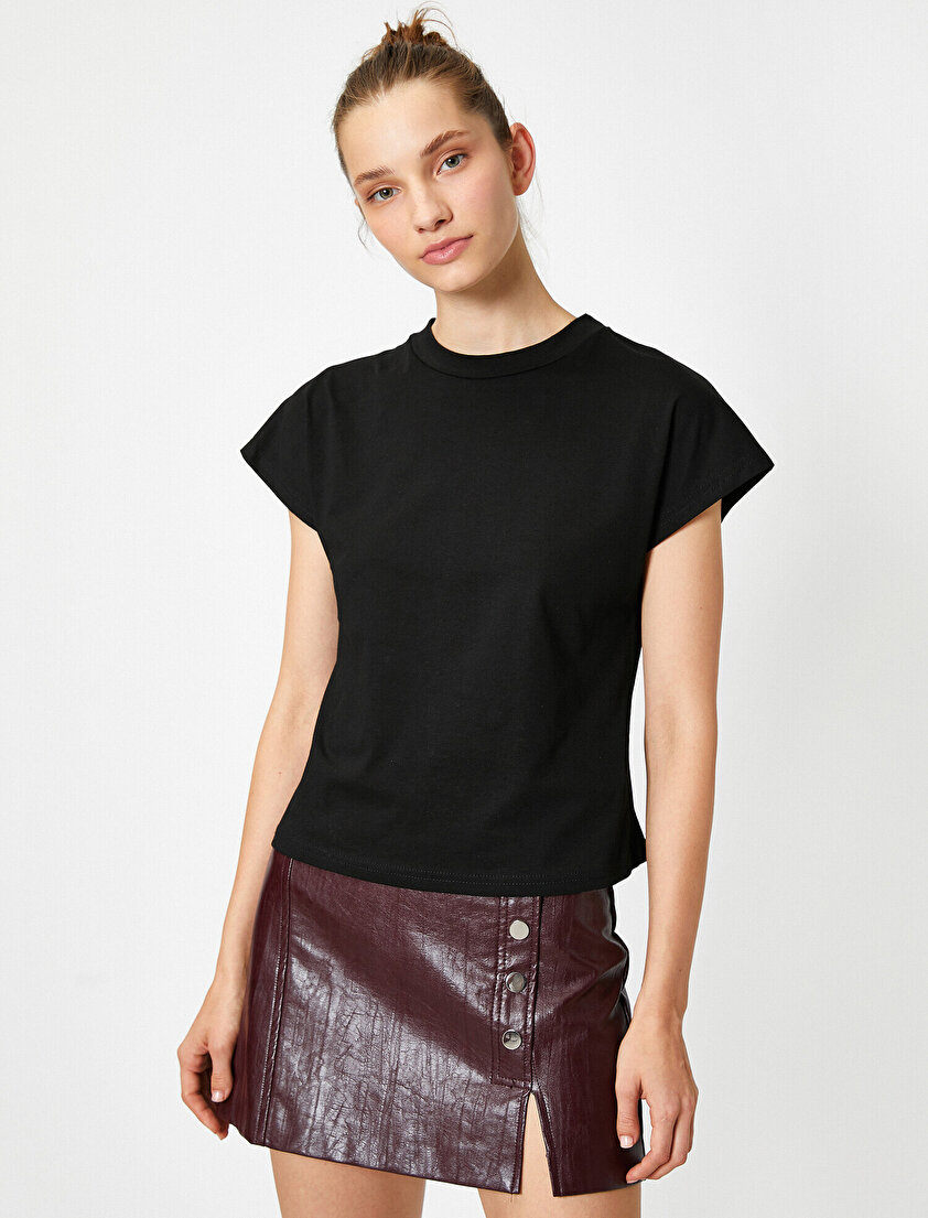 Bisiklet Yaka Basic T-Shirt