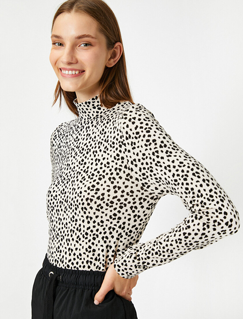 Leopar Desenli Uzun Kol T-Shirt