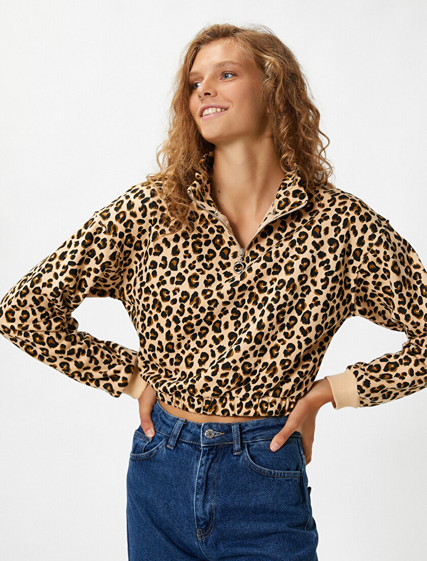 Leopar Desenli Fermuarlı Crop Sweatshirt