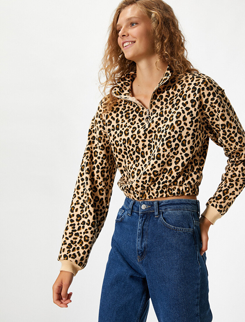 Leopar Desenli Fermuarlı Crop Sweatshirt