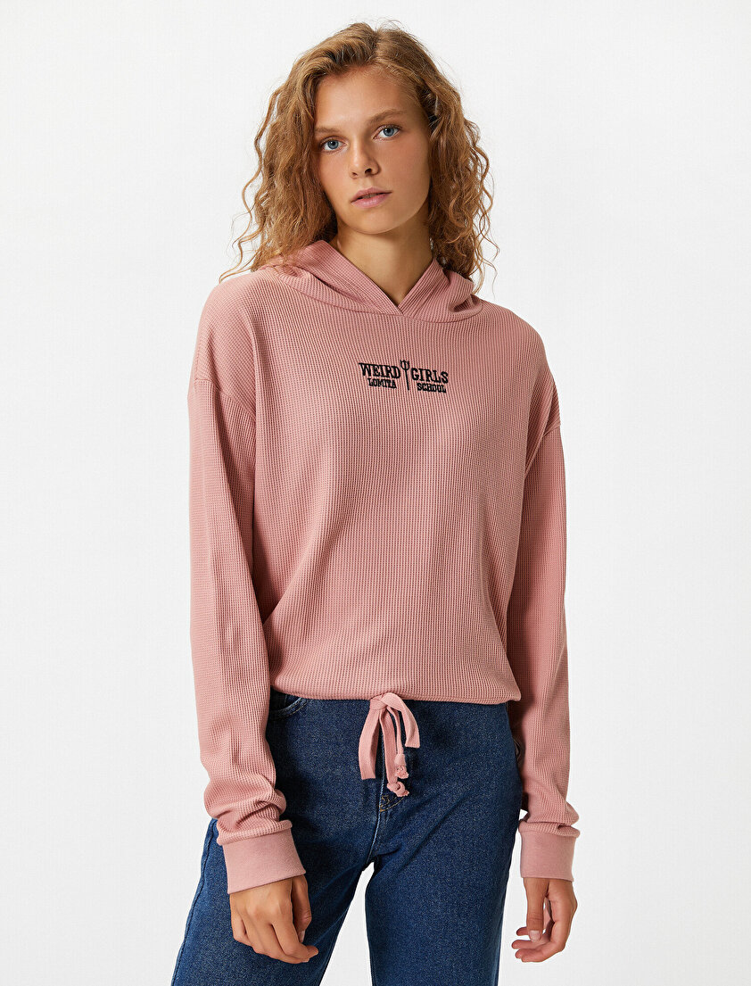 Kapüşonlu Beli Büzgülü  Baskılı Sweatshirt