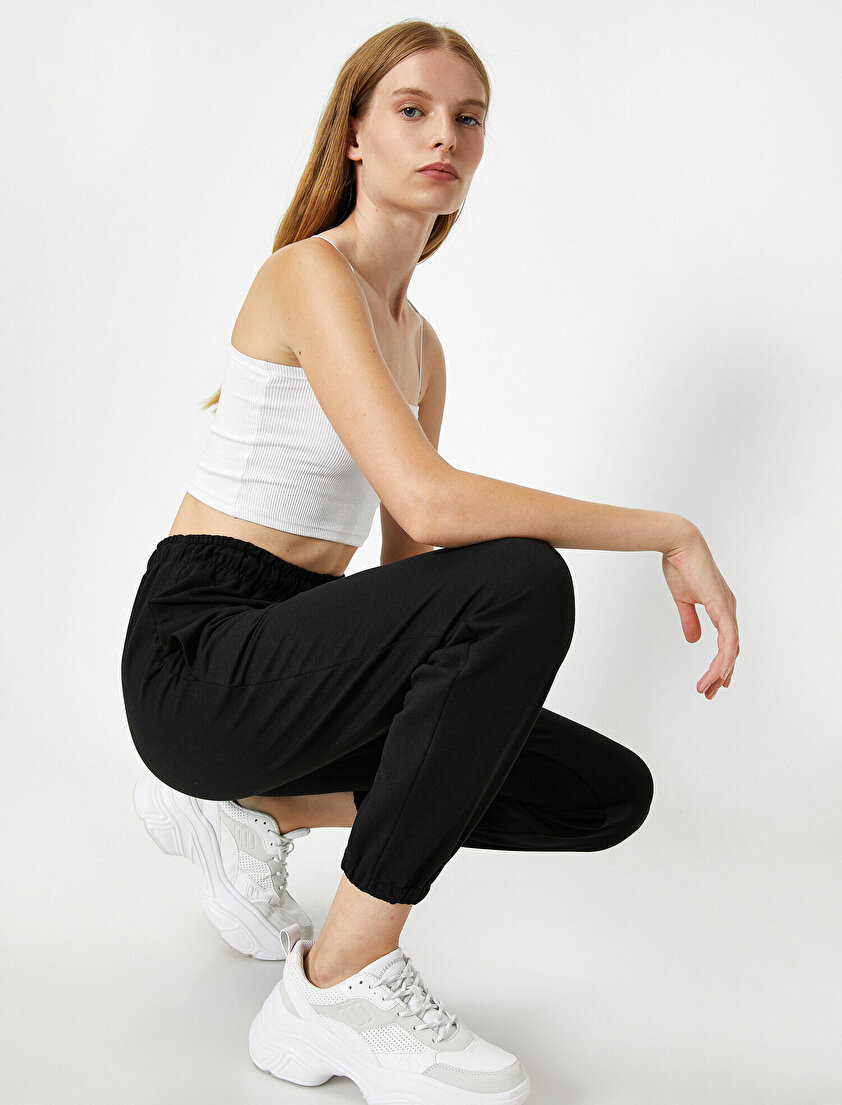 Cepli Bilek Detaylı Eşofman Altı