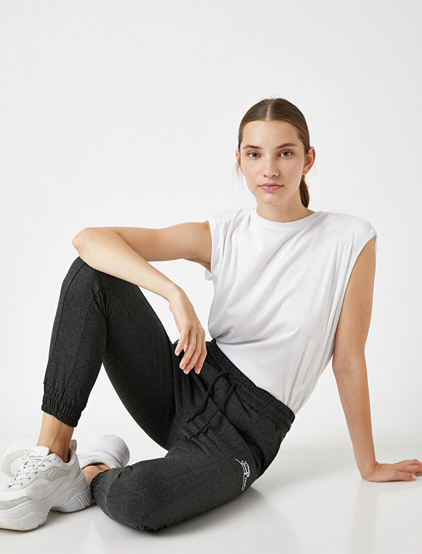 Nakışlı Jogger Eşofman Altı