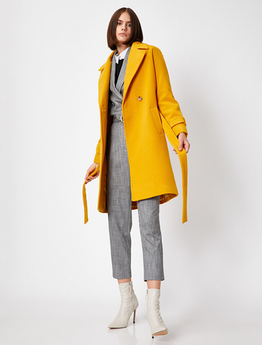 Devrik Yaka Cepli Beli Bağlamalı Kaşe Kaban