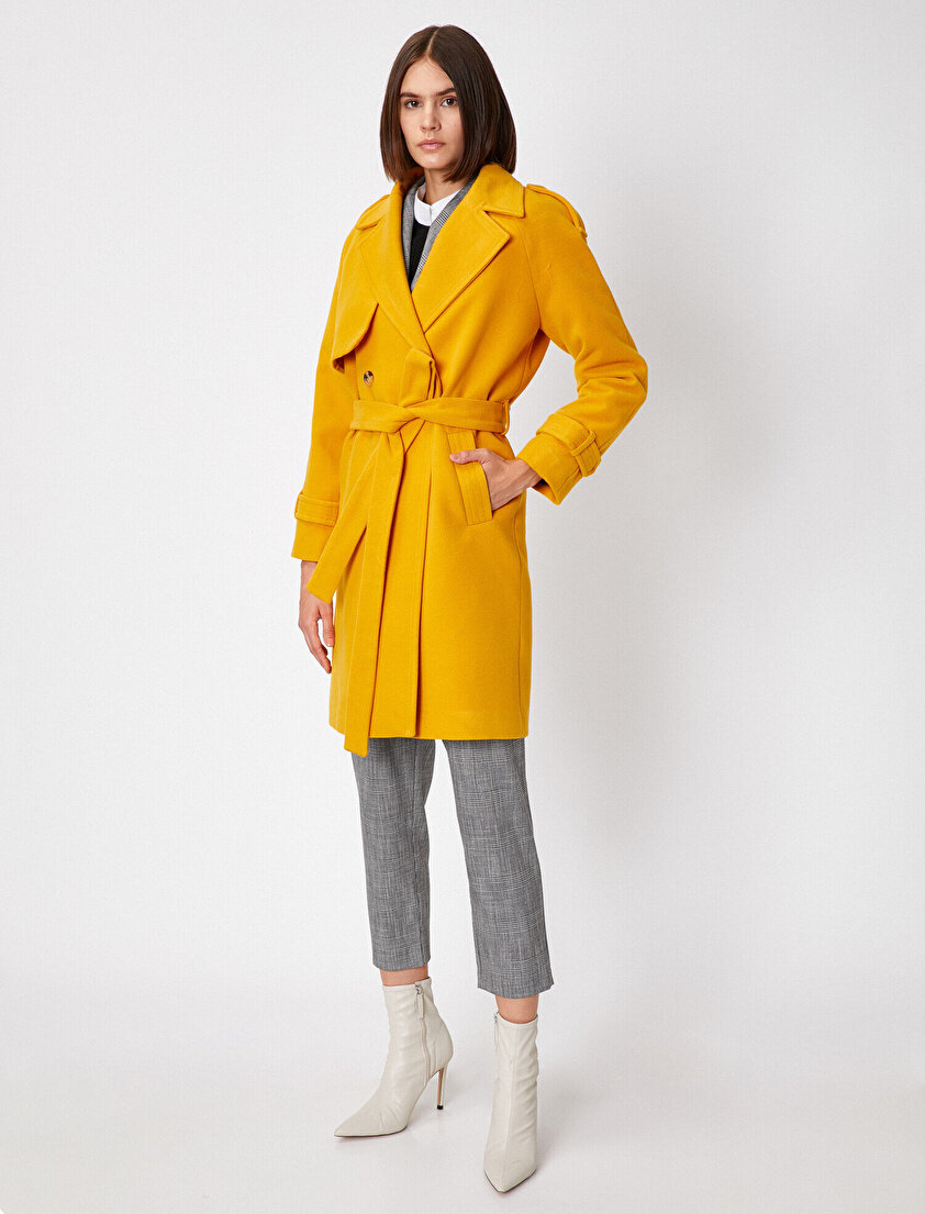 Devrik Yaka Cepli Beli Bağlamalı Kaşe Kaban