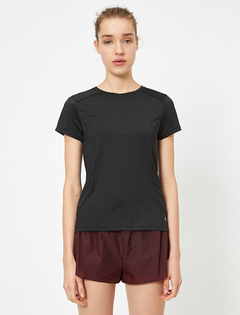 Kısa Kollu Bisiklet Yaka Basic Tişört