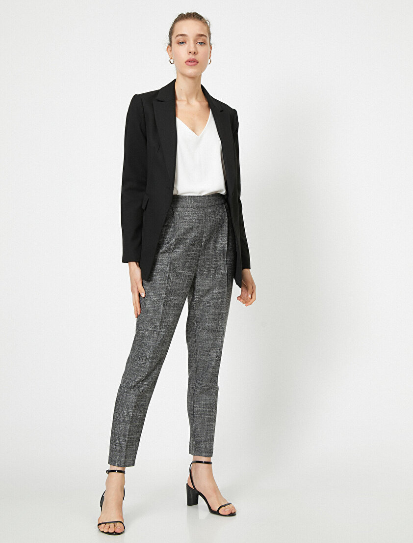 Normal Bel Cep Detaylı Pantolon