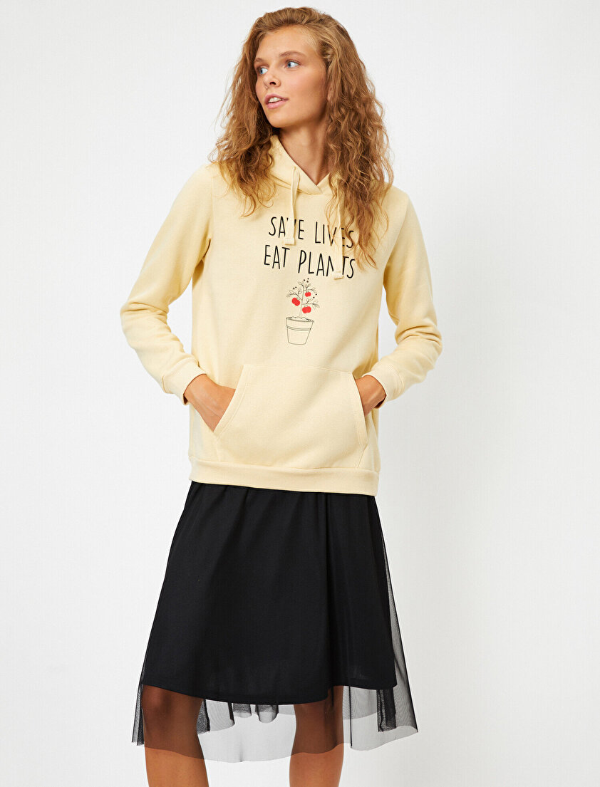 Kapüşonlu Yazılı Baskılı Cepli Sweatshirt