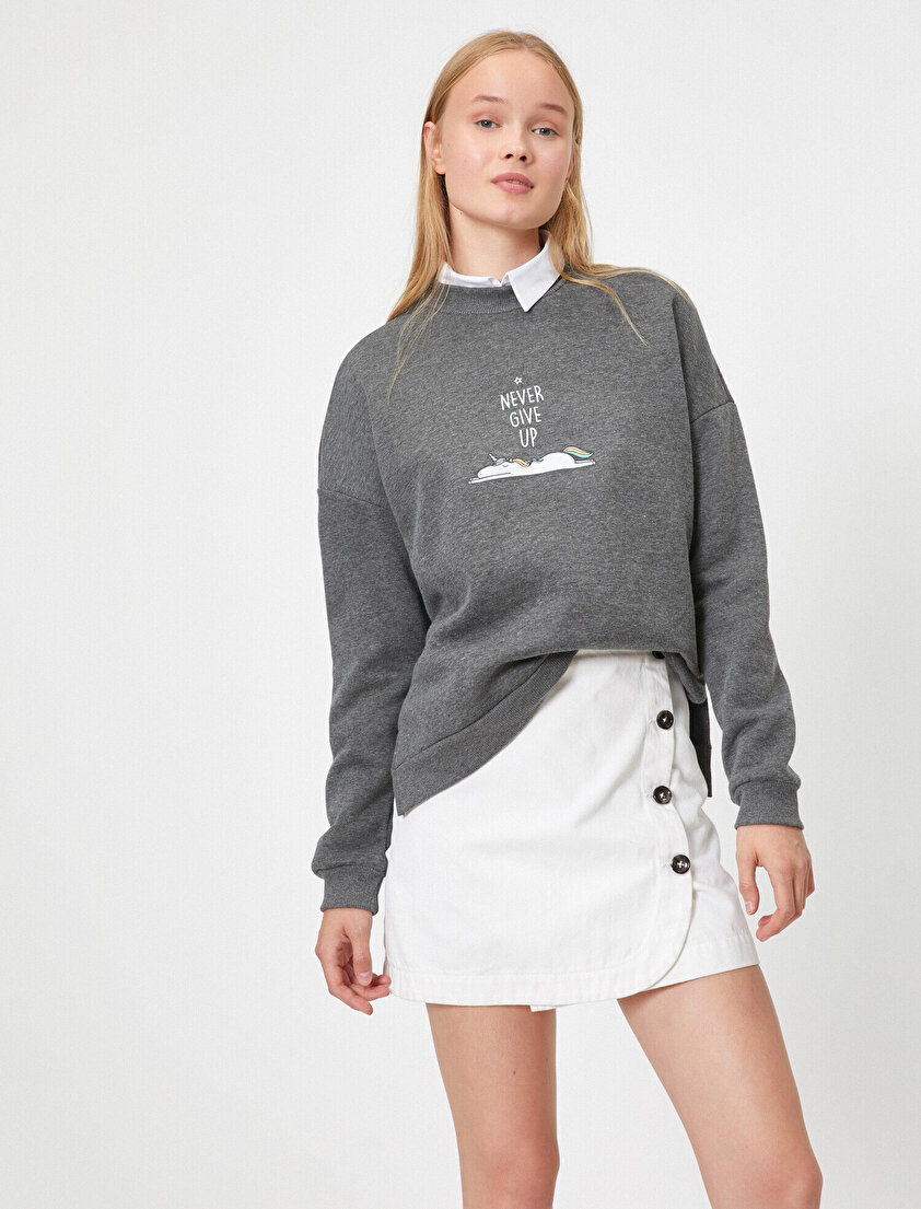 Uzun Kollu Baskılı Sweatshirt
