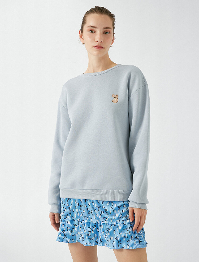 Bisiklet Yaka İşleme Detaylı Uzun Kollu Sweatshirt