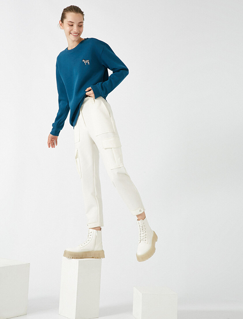 Bisiklet Yaka Uzun Kollu Zebra Detaylı Sweatshirt