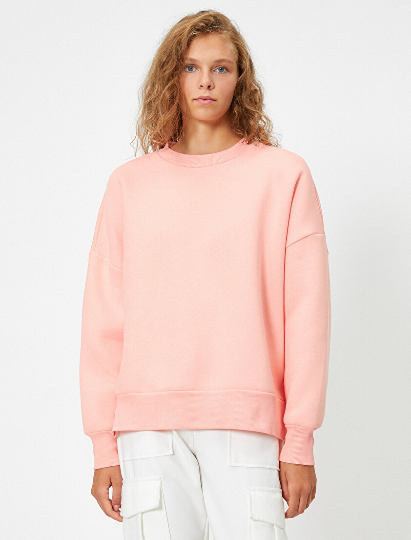 Bisiklet Yaka Uzun Kollu Basic Sweatshirt