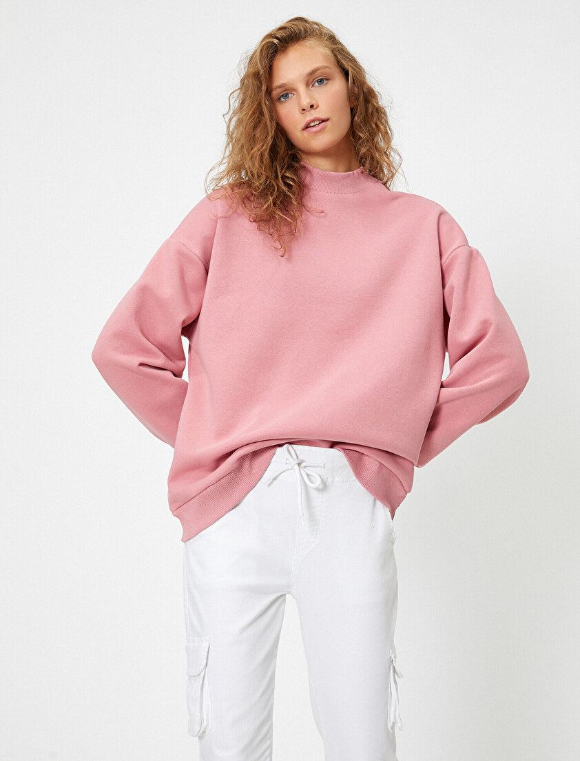 Boğazlı Uzun Kollu Basic Sweatshirt