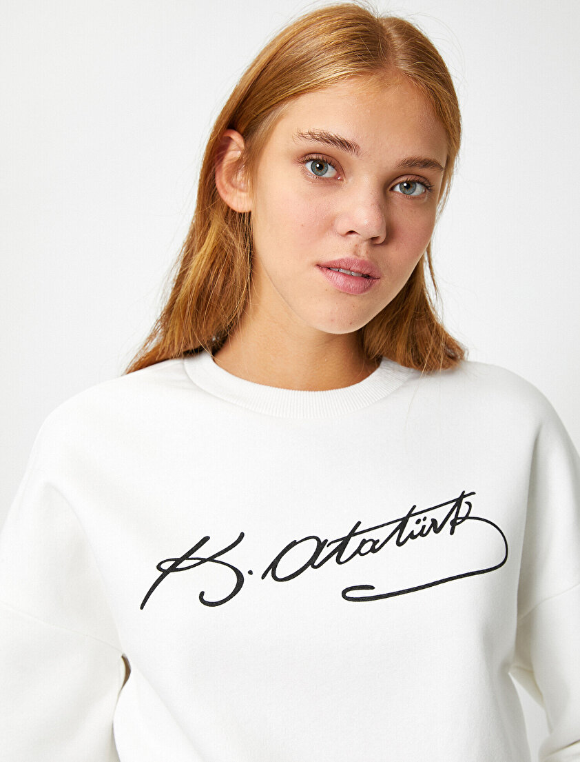 Atatürk İmzası Baskılı Sweatshirt