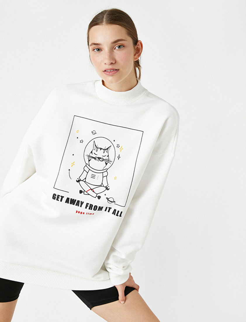 Dik Yaka Hayvan Baskılı Sweatshirt