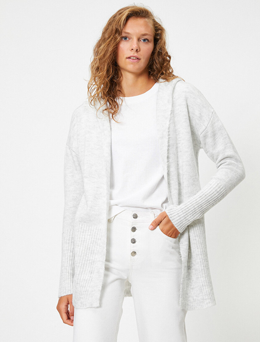 Kapüşonlu Uzun Kollu Hırka