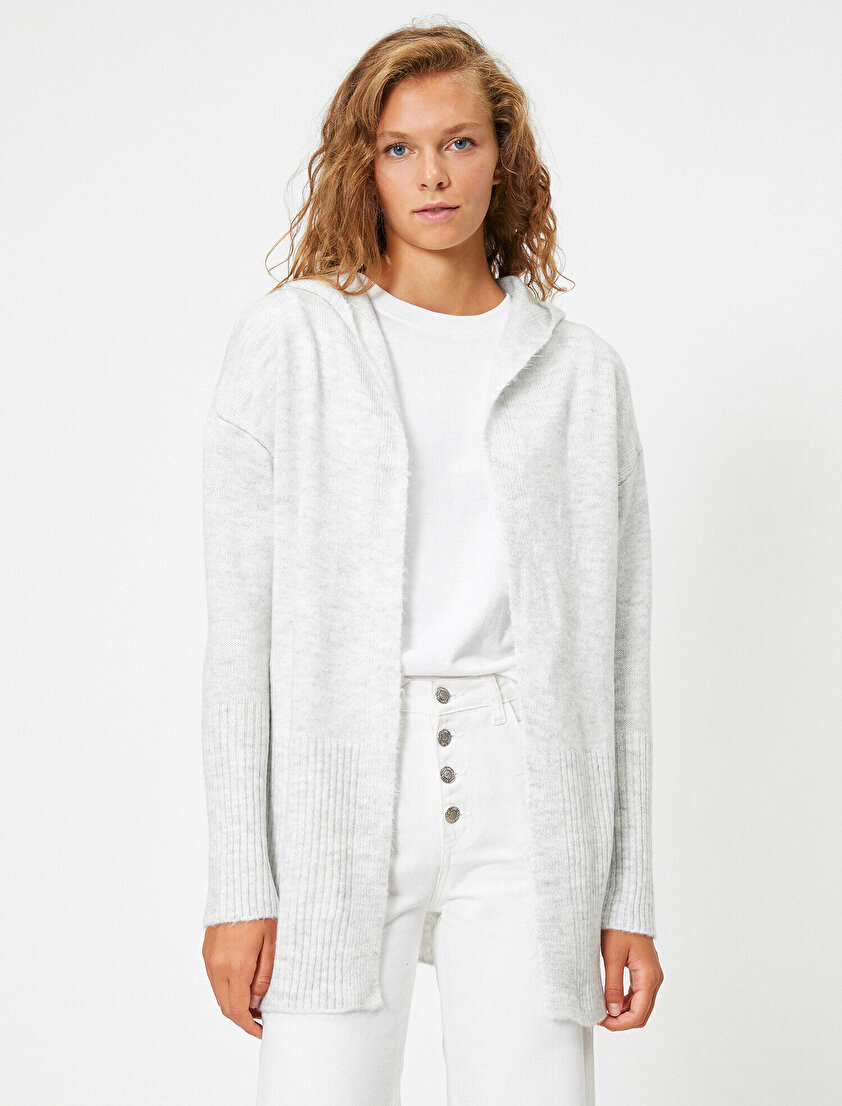 Kapüşonlu Uzun Kollu Hırka