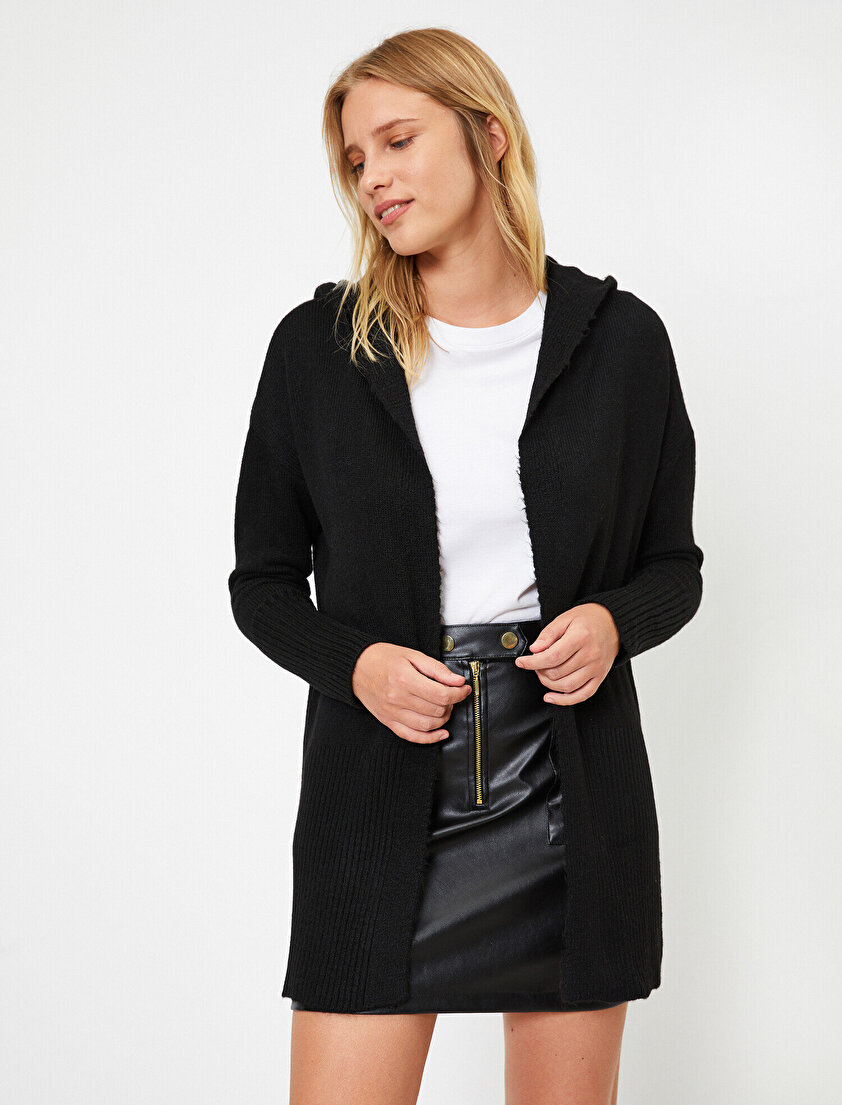 Kapüşonlu Uzun Kollu Hırka