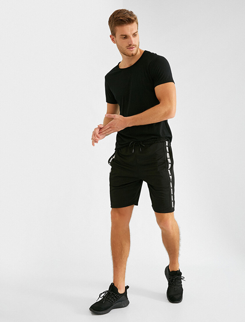 Slogan Baskılı Cepli Şort