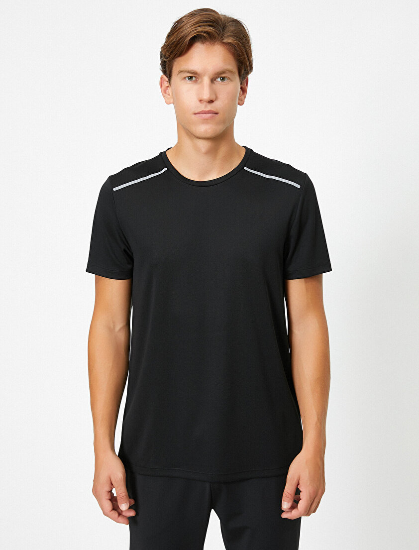 Bisiklet Yaka Kısa Kollu Tişört