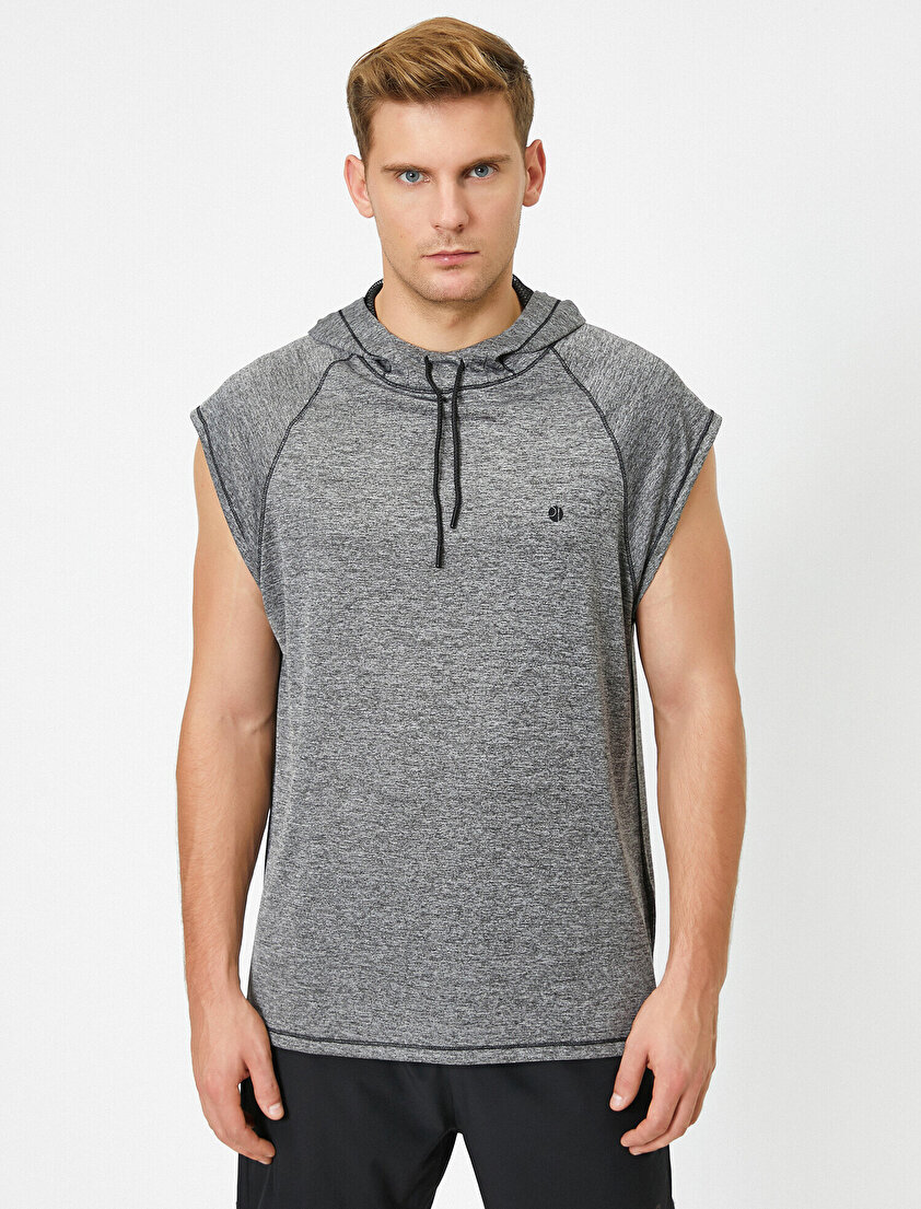 Kapüşonlu Kolsuz Sweatshirt