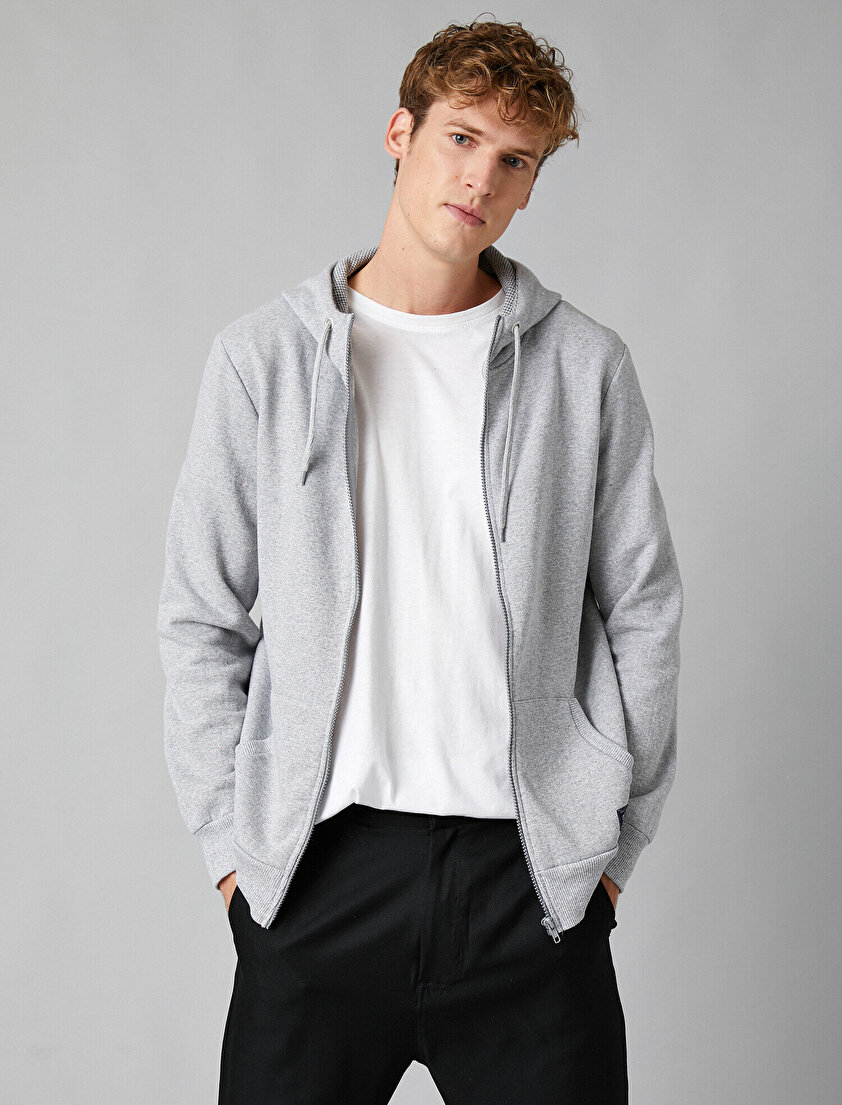 Uzun Kollu Kapüşonlu Fermuarlı Sweatshirt