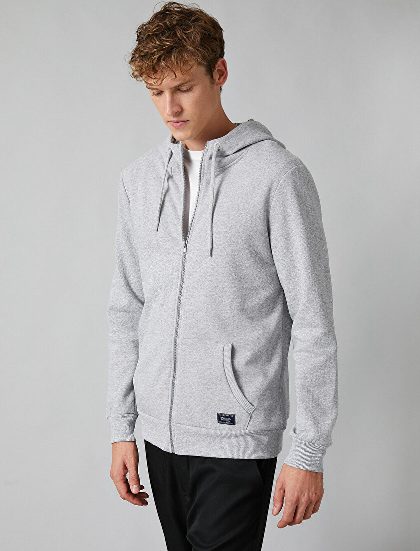 Uzun Kollu Kapüşonlu Fermuarlı Sweatshirt