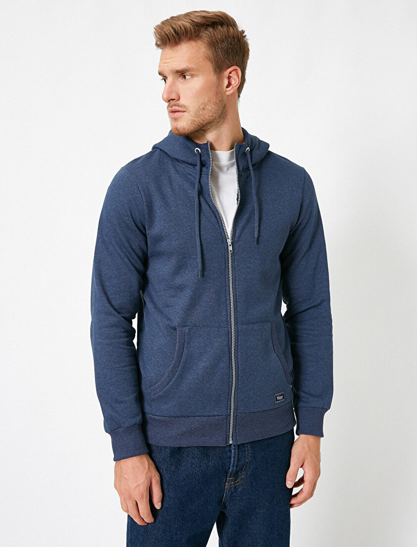 Uzun Kollu Kapüşonlu Fermuarlı Sweatshirt