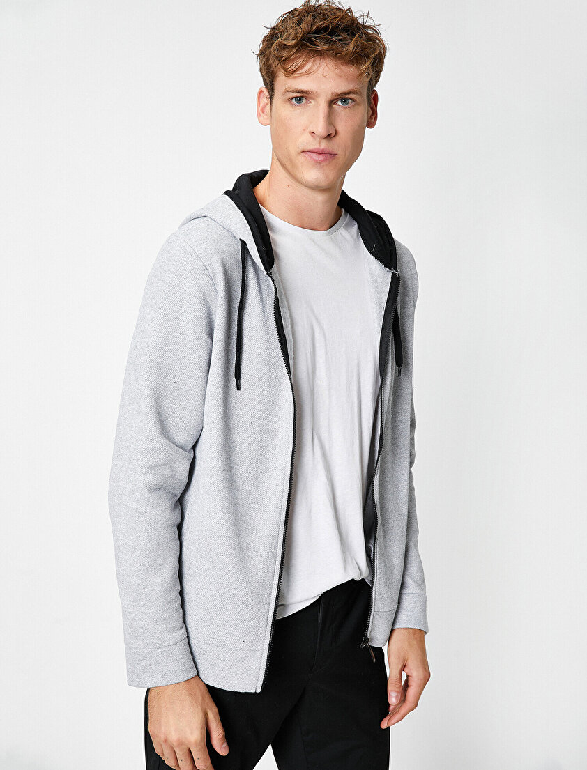 Uzun Kollu Kapüşonlu Fermuarlı Sweatshirt