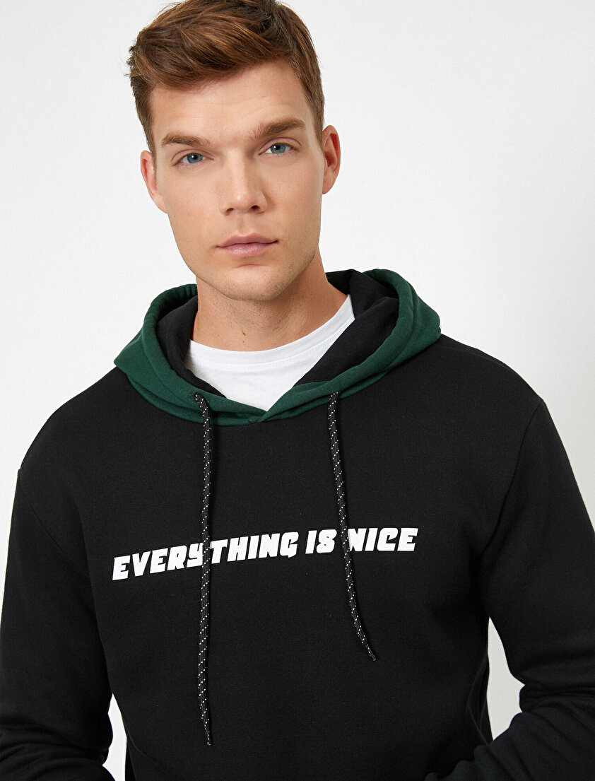 Kapüşonlu Yazılı Baskılı Bisiklet Yaka Sweatshirt