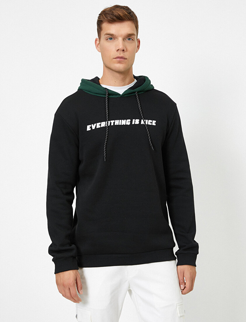 Kapüşonlu Yazılı Baskılı Bisiklet Yaka Sweatshirt