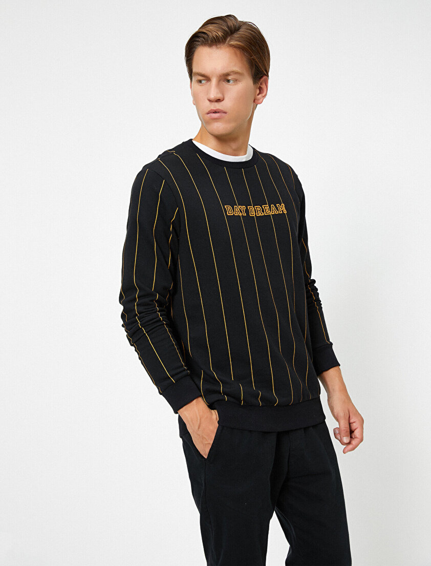 Bisiklet Yaka Yazılı Baskılı Çizgili Sweatshirt