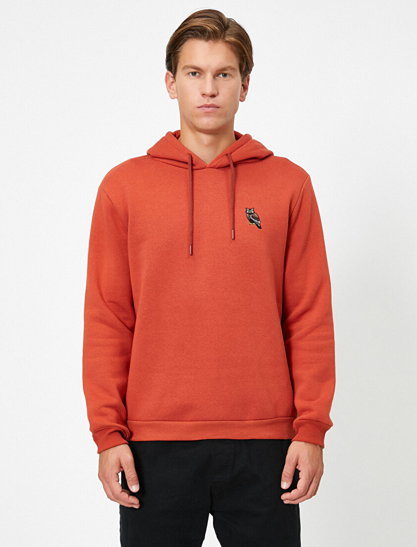 Kapüşonlu İşlemeli Uzun Kollu Sweatshirt