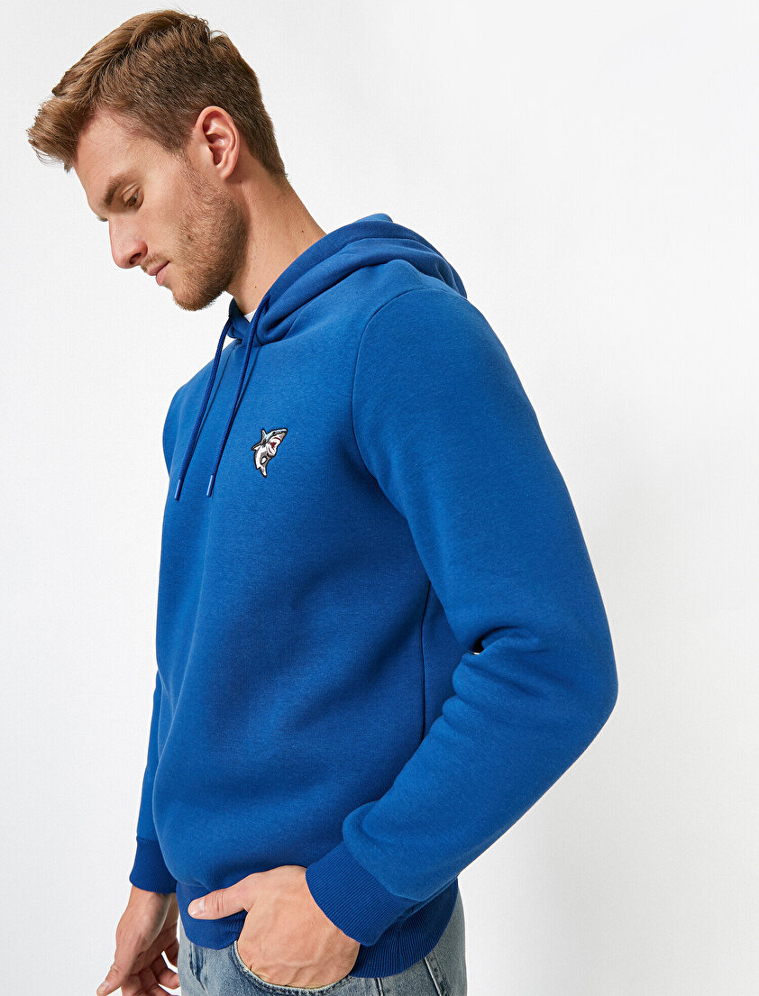 Kapüşonlu Uzun Kollu Sweatshirt