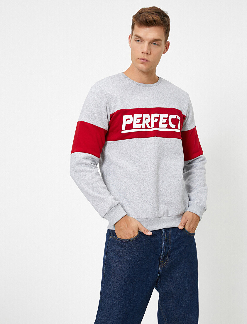 Uzun Kollu Yazılı Baskılı Bisiklet Yaka Sweatshirt