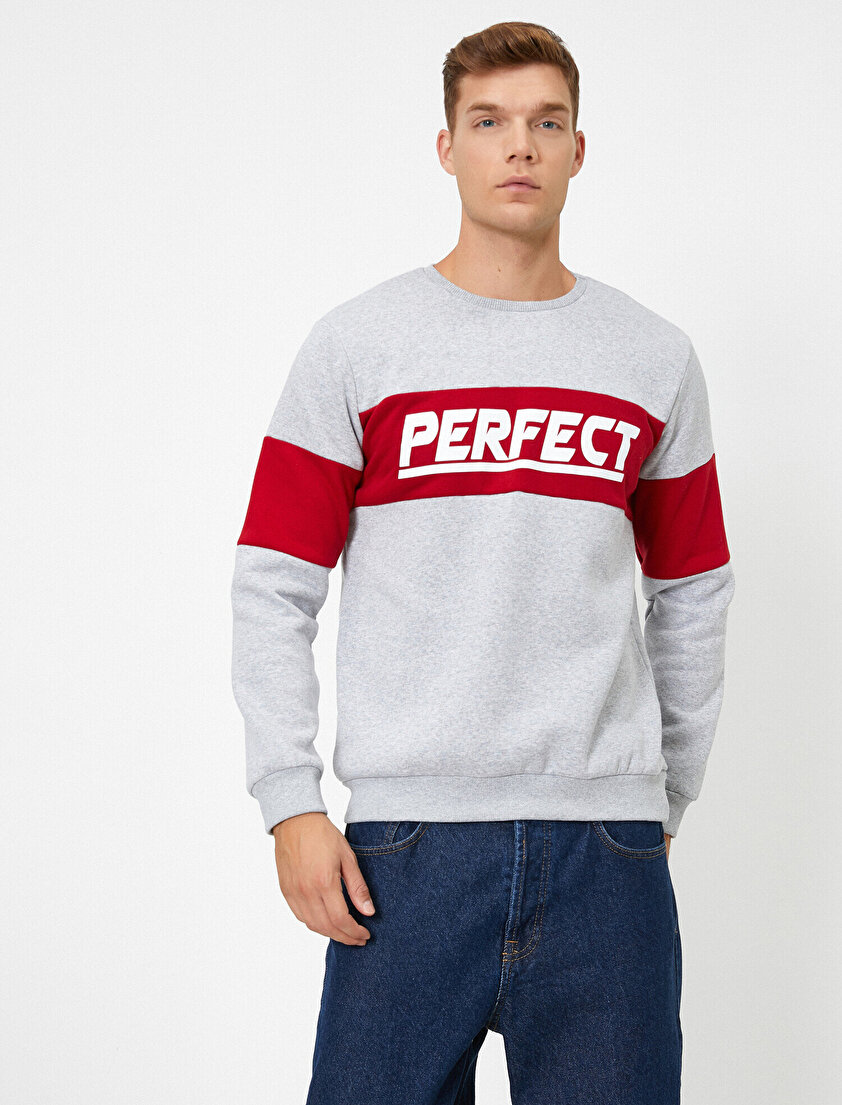 Uzun Kollu Yazılı Baskılı Bisiklet Yaka Sweatshirt