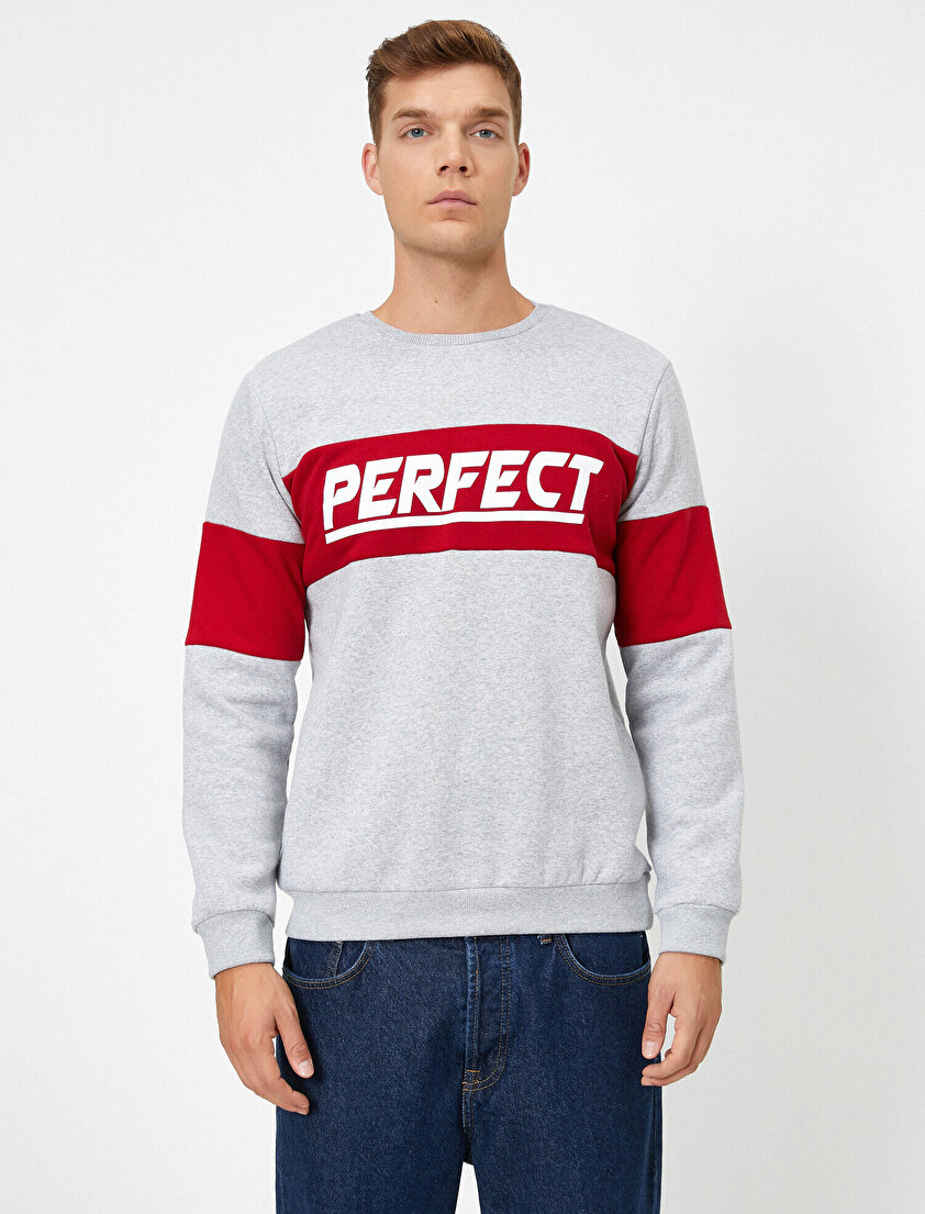 Uzun Kollu Yazılı Baskılı Bisiklet Yaka Sweatshirt