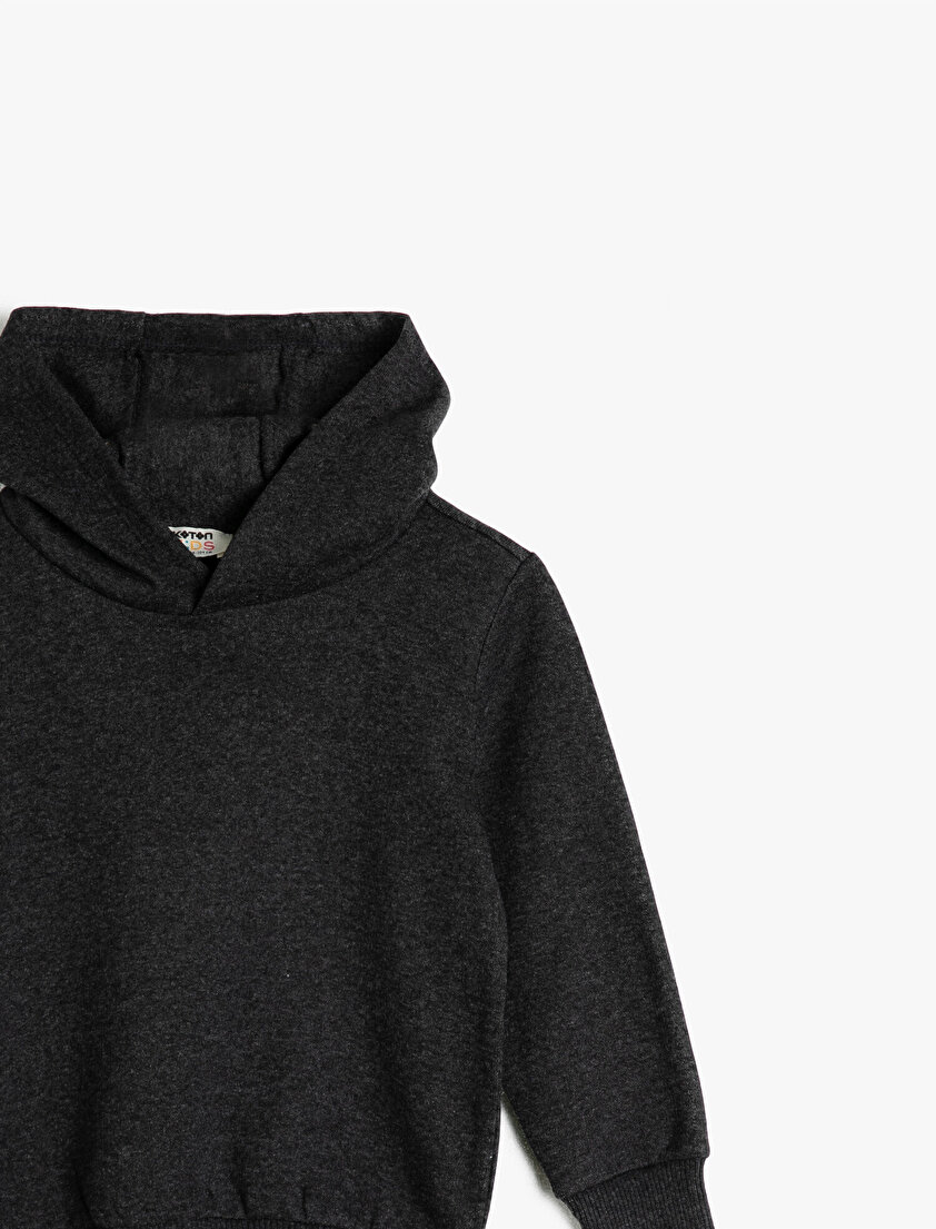 Kapüşonlu Basic Uzun Kollu Sweatshirt