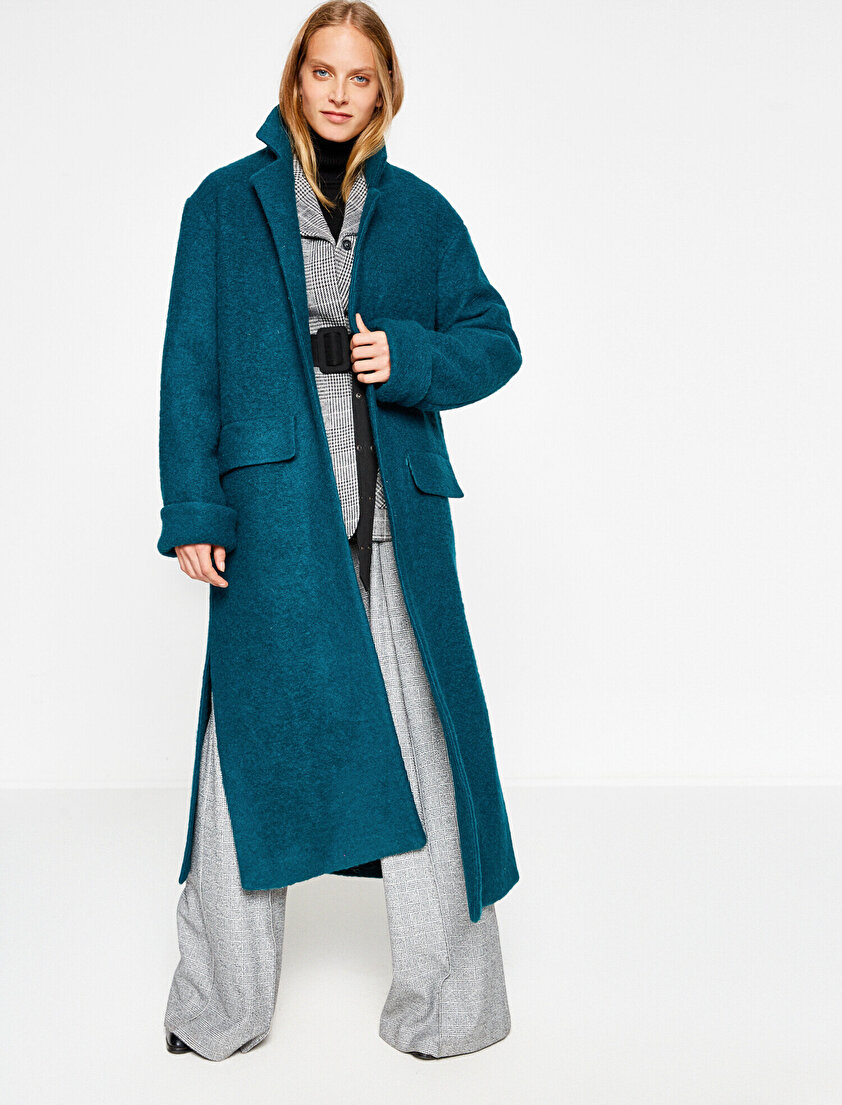 Cep Detaylı Yün Kaban