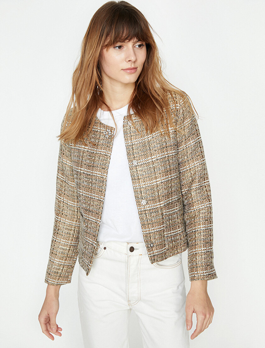 Düğme Detaylı Mont