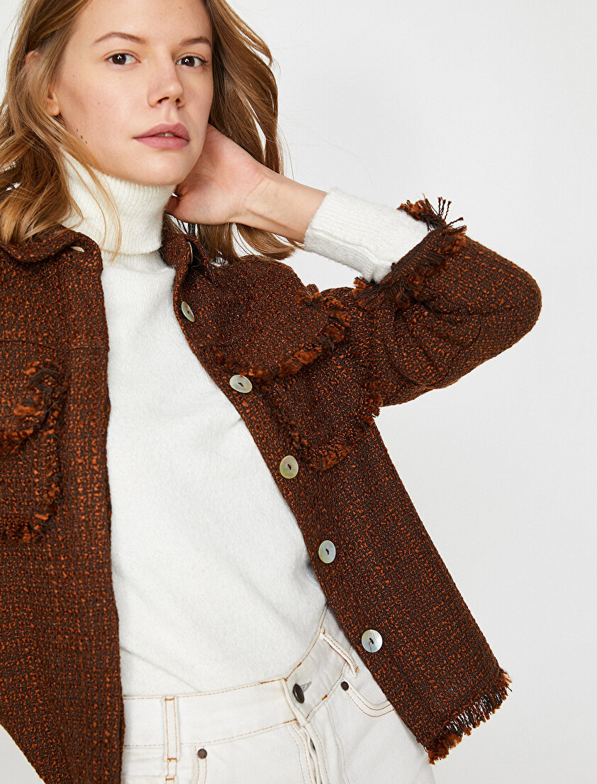 Düğme Detaylı Mont