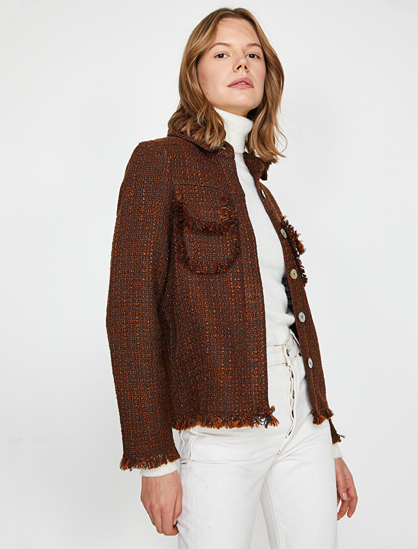 Düğme Detaylı Mont