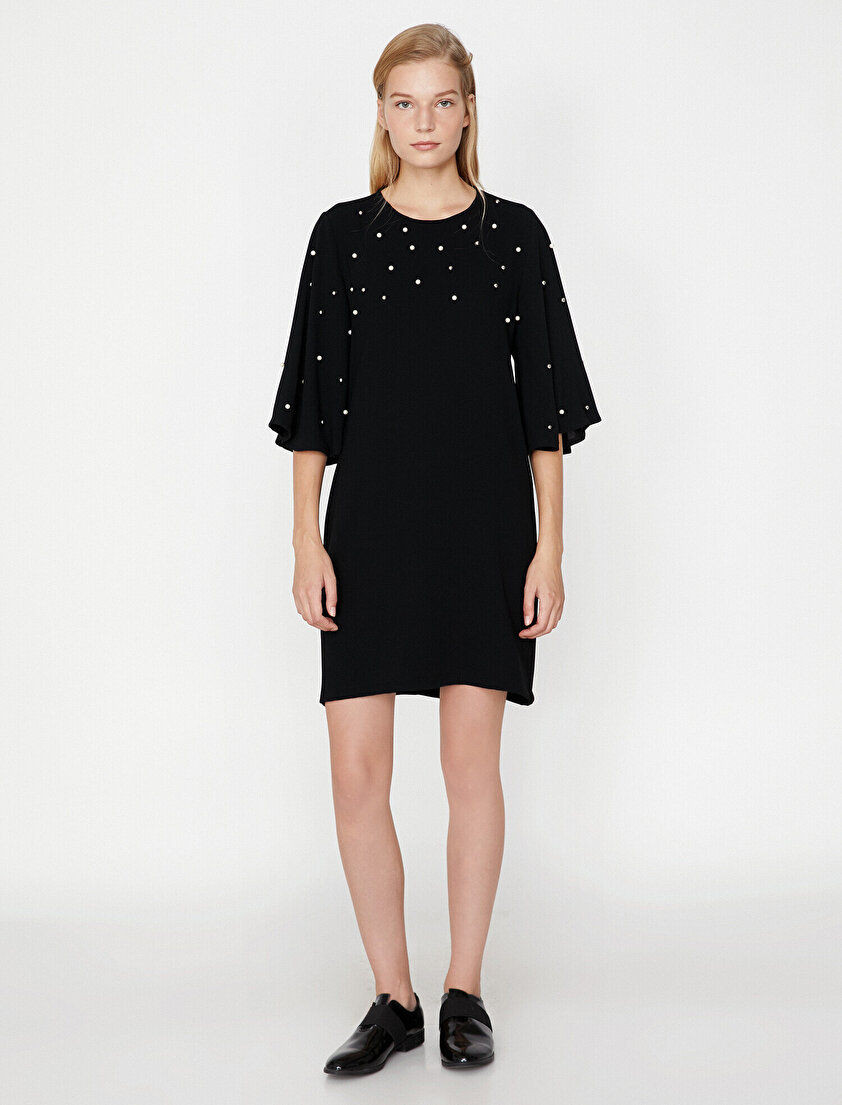 İnci Detaylı Elbise