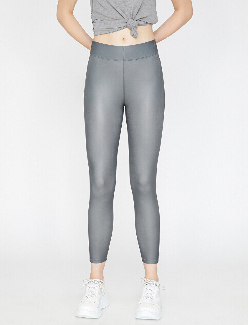 Ebru Şallı Loves Koton Sport Tayt